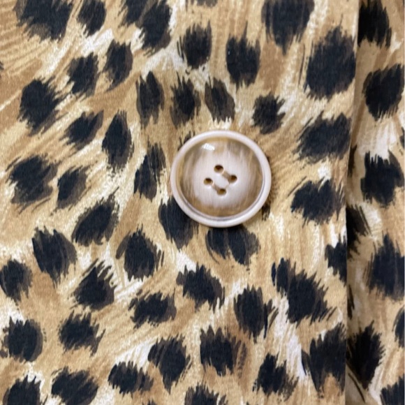 🌟Host Pick🌟Leopard Print Jacket (Size 22W) - Picture 3 of 6